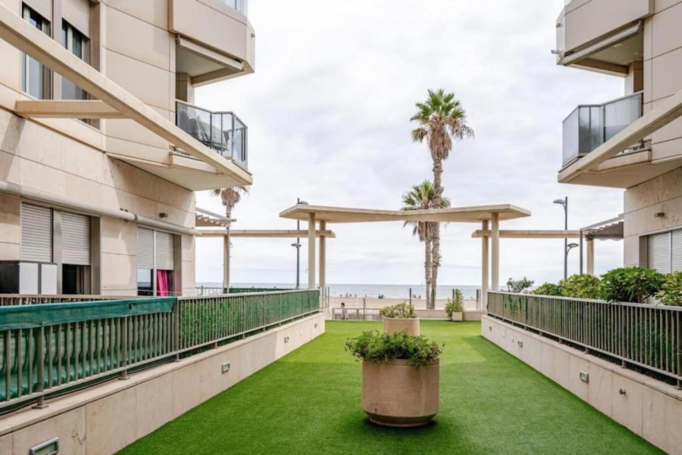 Fivestepstosea - Beach Apartment Βαλένθια Εξωτερικό φωτογραφία