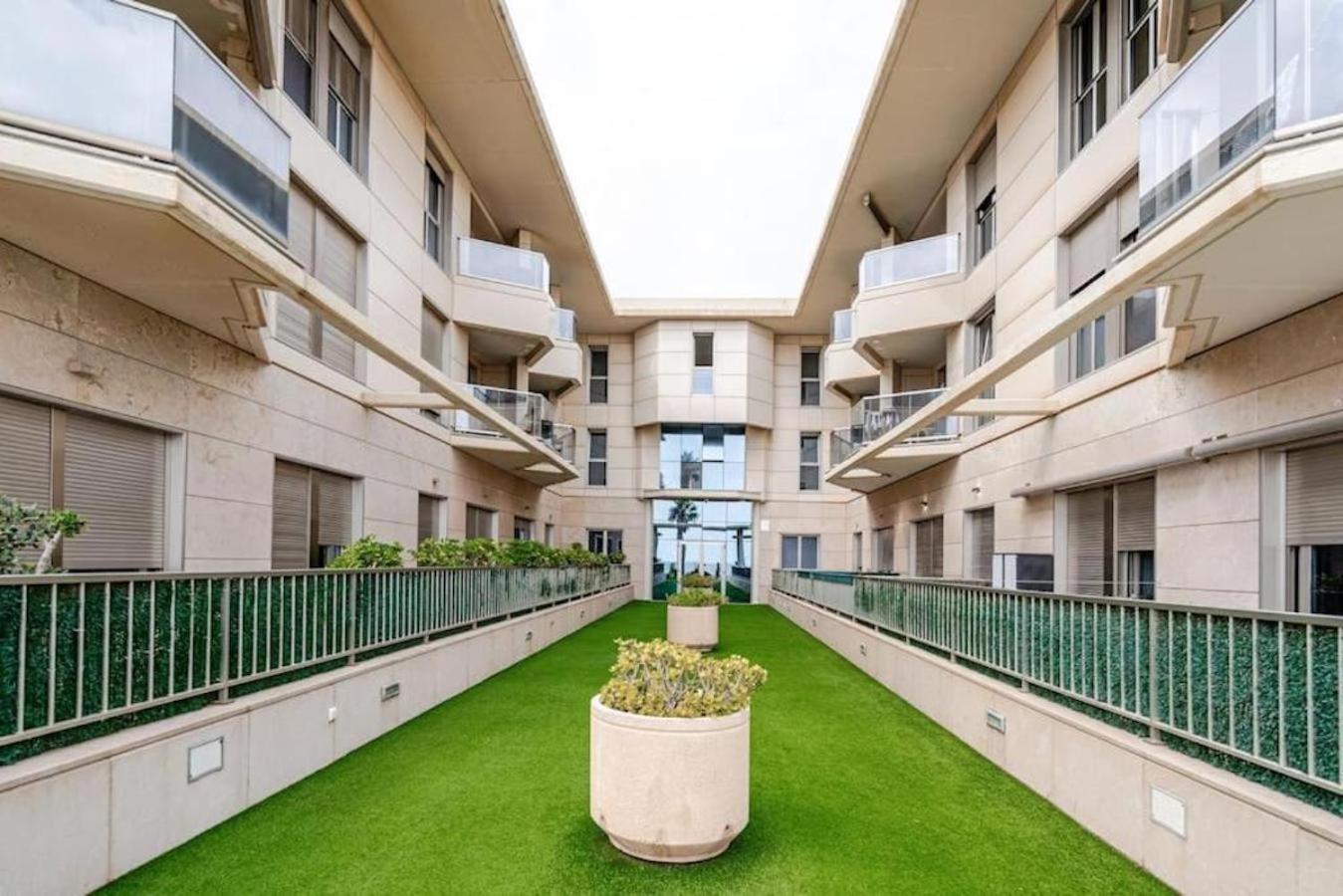 Fivestepstosea - Beach Apartment Βαλένθια Εξωτερικό φωτογραφία
