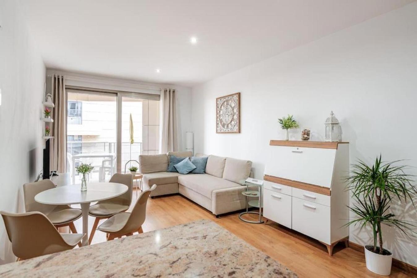 Fivestepstosea - Beach Apartment Βαλένθια Εξωτερικό φωτογραφία